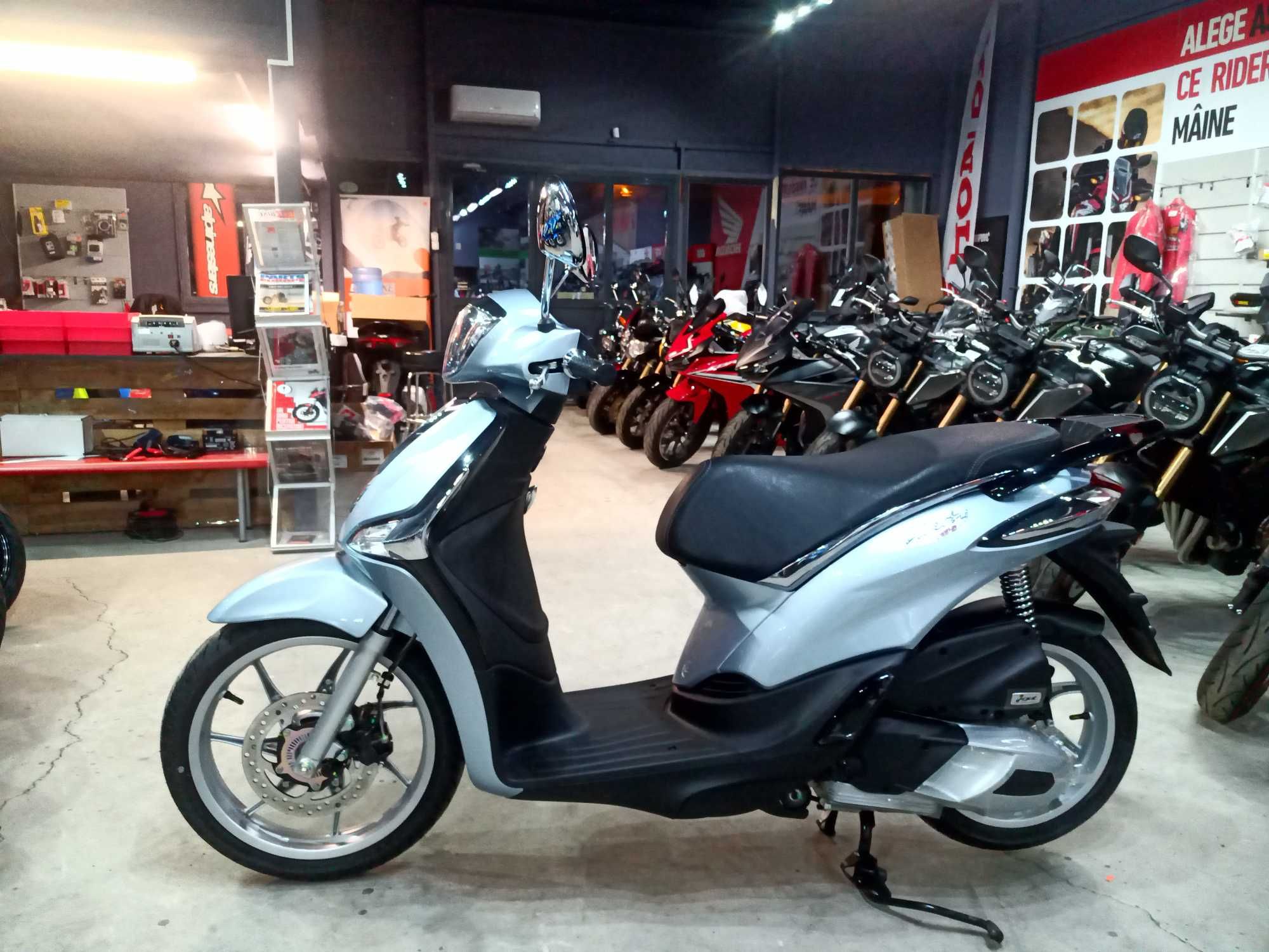 Piaggio Liberty 125 nou se va conduce cu B in curand- stoc EST BIKE