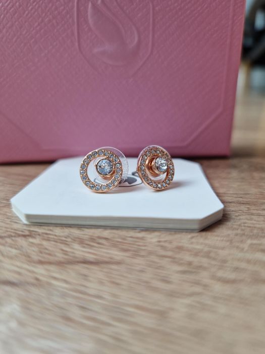 Дамски обеци Blush и Swarovski
