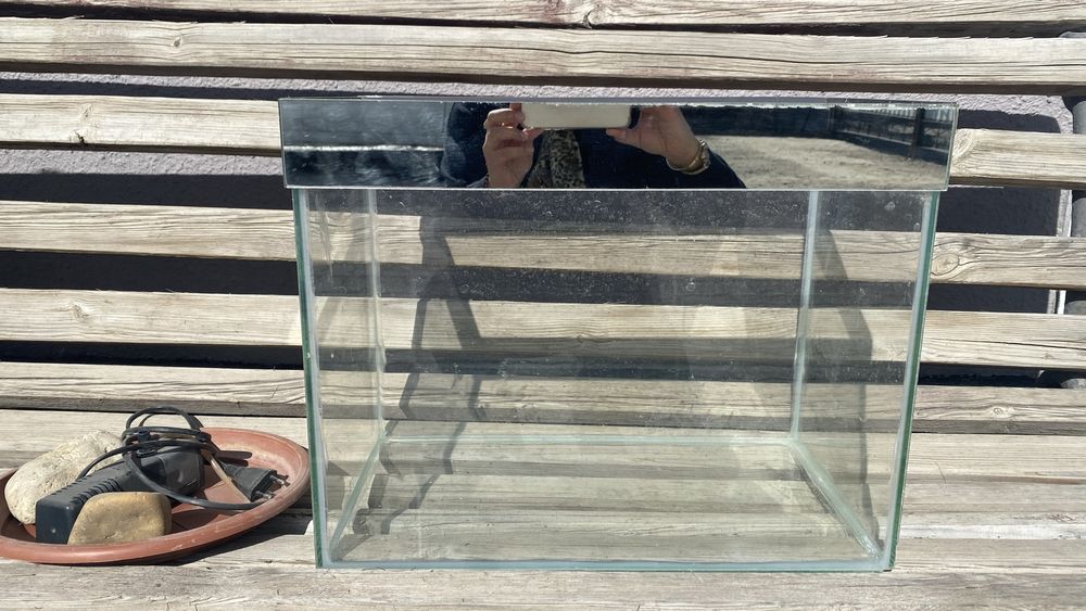 Аквариум бу в отличном состоянии