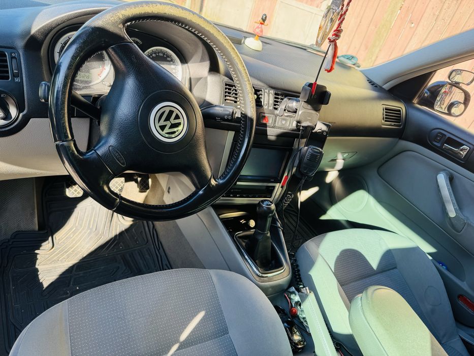 Se vinde Volkswagen Bora!!