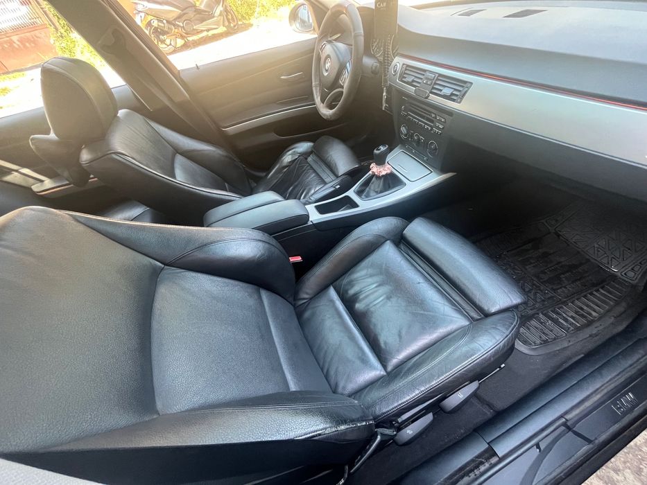 Продавам BMW E90