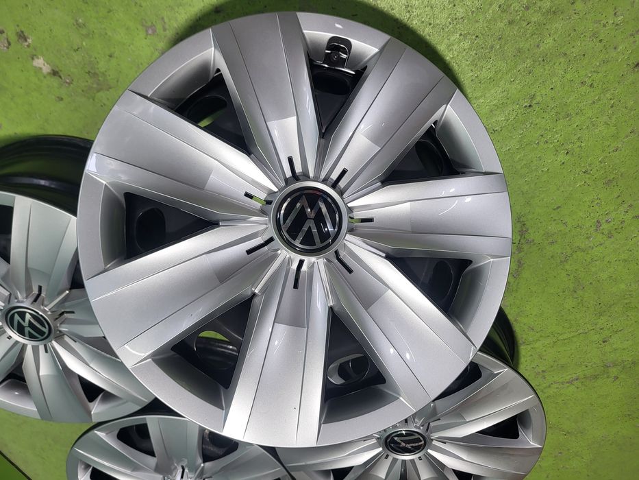 16 5x112 Vw Golf Touran Caddy Skoda 5х112 метални джанти с тасове