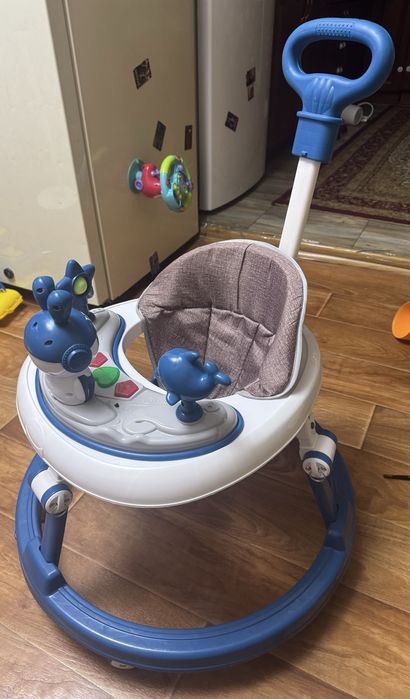 Детские новые ходунки