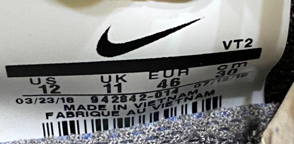 Nike Air Vapormax Flyknit 2