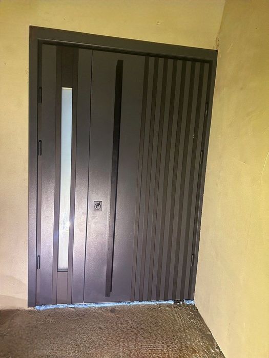 Usi metalice PREMIUM - moderne, Brasov