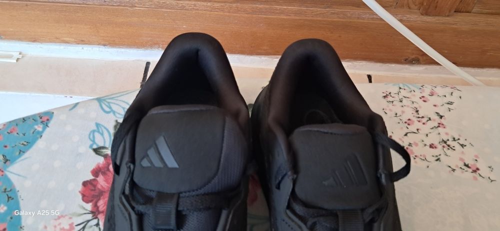 Adidasi adadas cloudfoam noi barbati