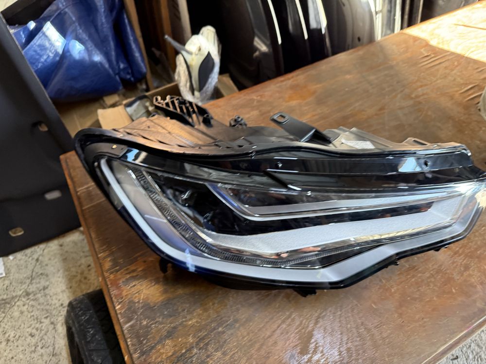 Оригинален фар Audi a6 C7 4g full led hella 4g0941004 десен ляв фарове