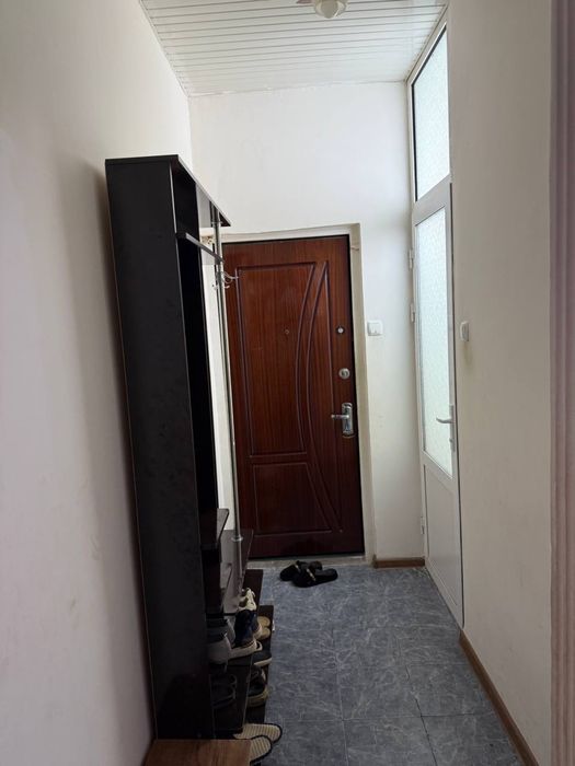 Массив Феруза 2- ком Зеркалка 3- этаж