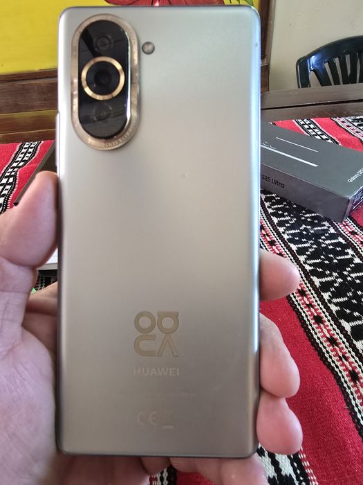 Vând Huawei Nova 10(nu Nova 10 se)