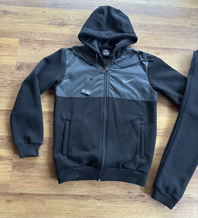 Мъжки,ватиран,черен екип Nike с шушлекова платка,качулка и ципове