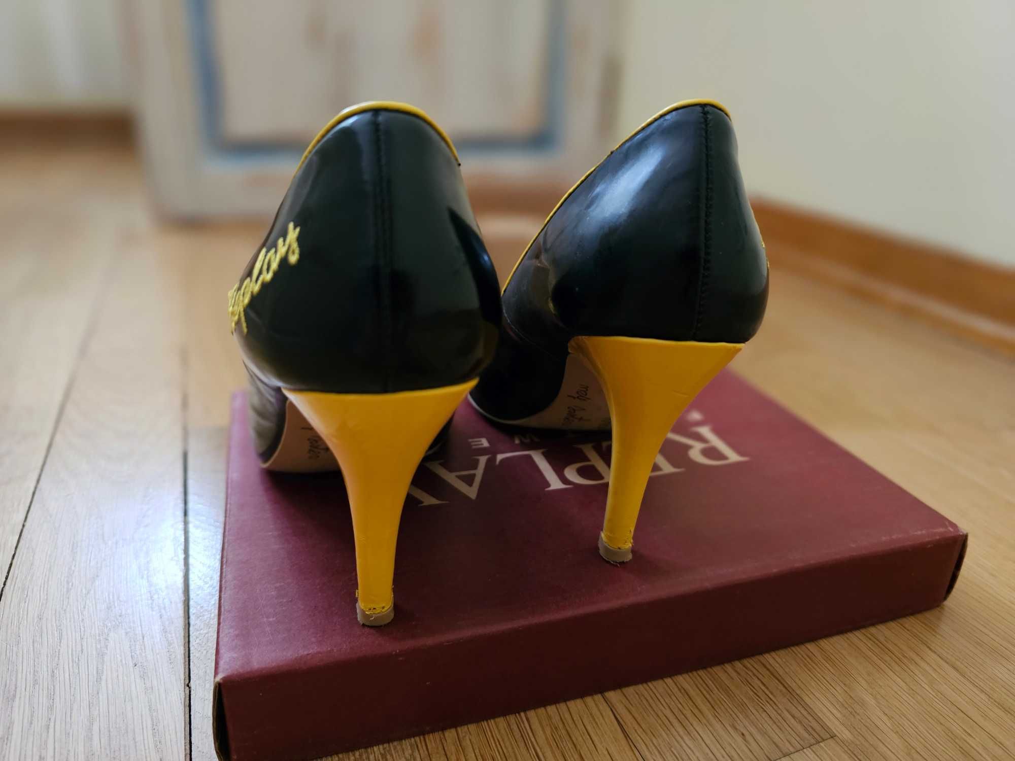 Обувки Replay черен лак с жълти елементи