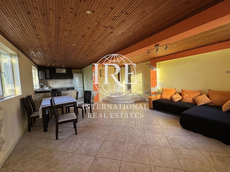 Къща в Варна, област-с.Константиново площ 85 цена 149000 двор 2350 кв