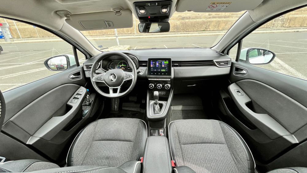 Renault Clio E-Tech Hybrid ГАРАНЦИЯ