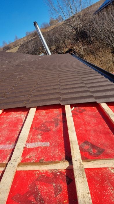 Acoperișuri complete meseriași profi reparații urgente.