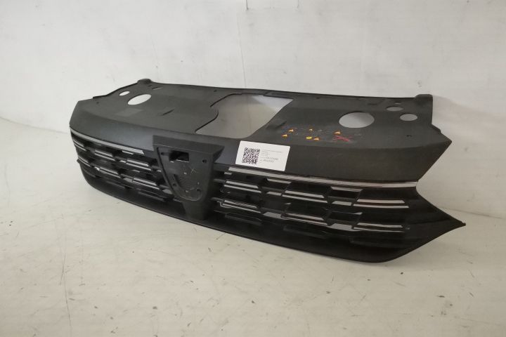 Grila Centrala Radiator Originala In Stare Buna Dacia Logan 3 2020 202