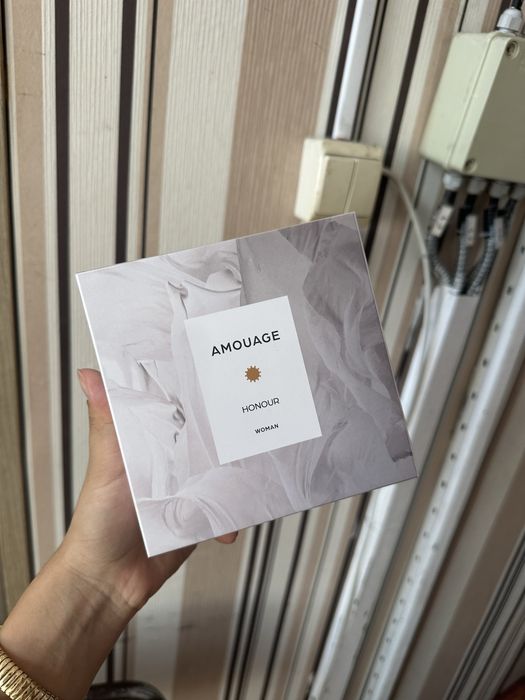 Amouage honour women