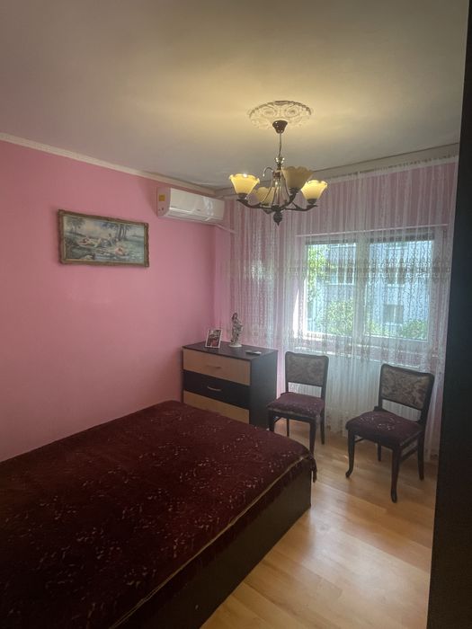 Inchiriez apartament două camere,zona drumul taberei