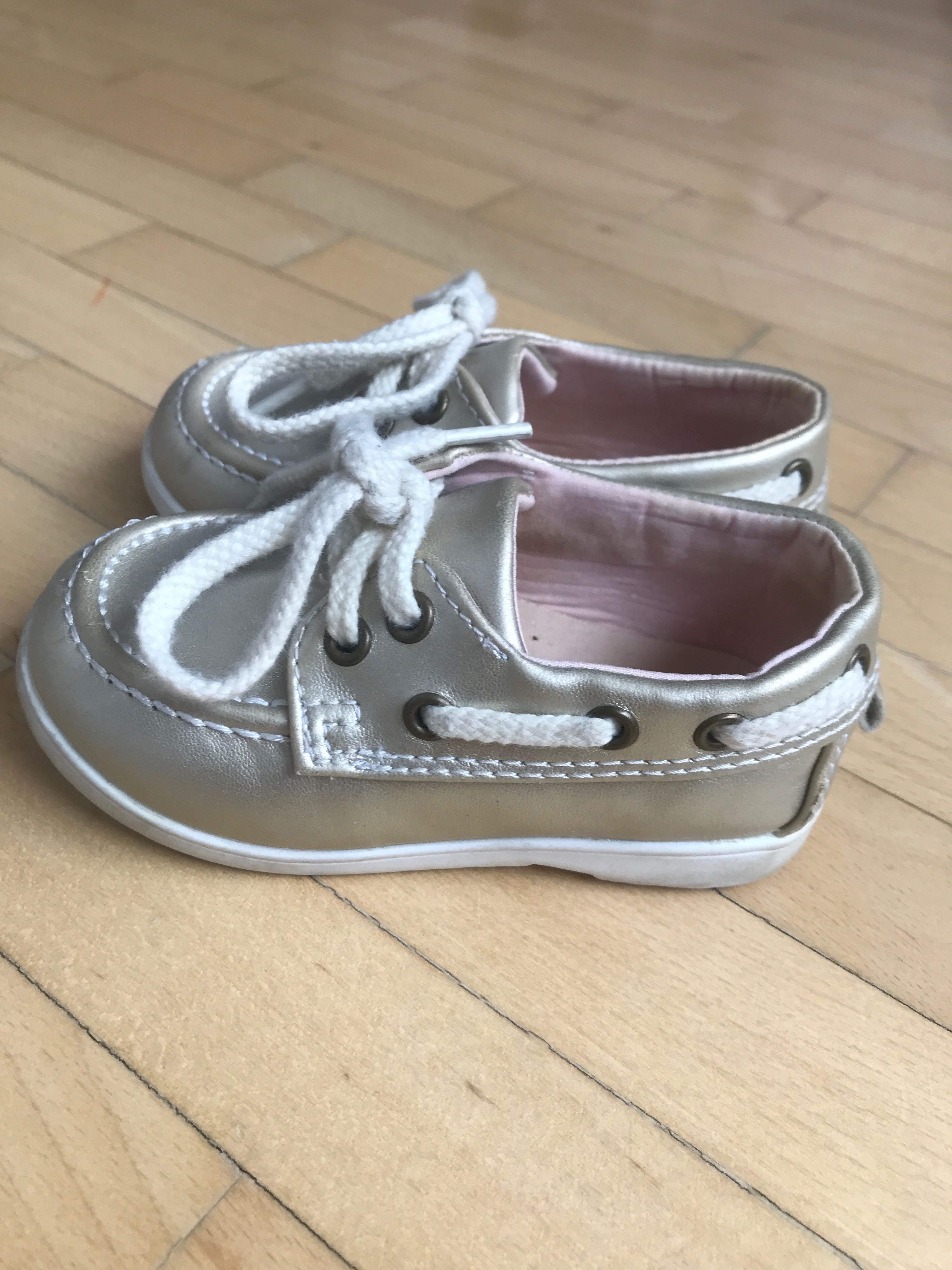 Детски обувки HM 20 номер,сандали Primigi-20н, сандали 32 н