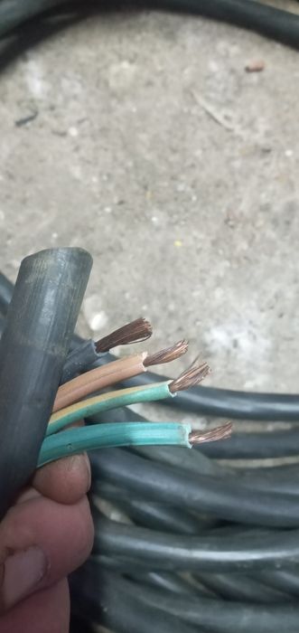 Кабель 4 жильный