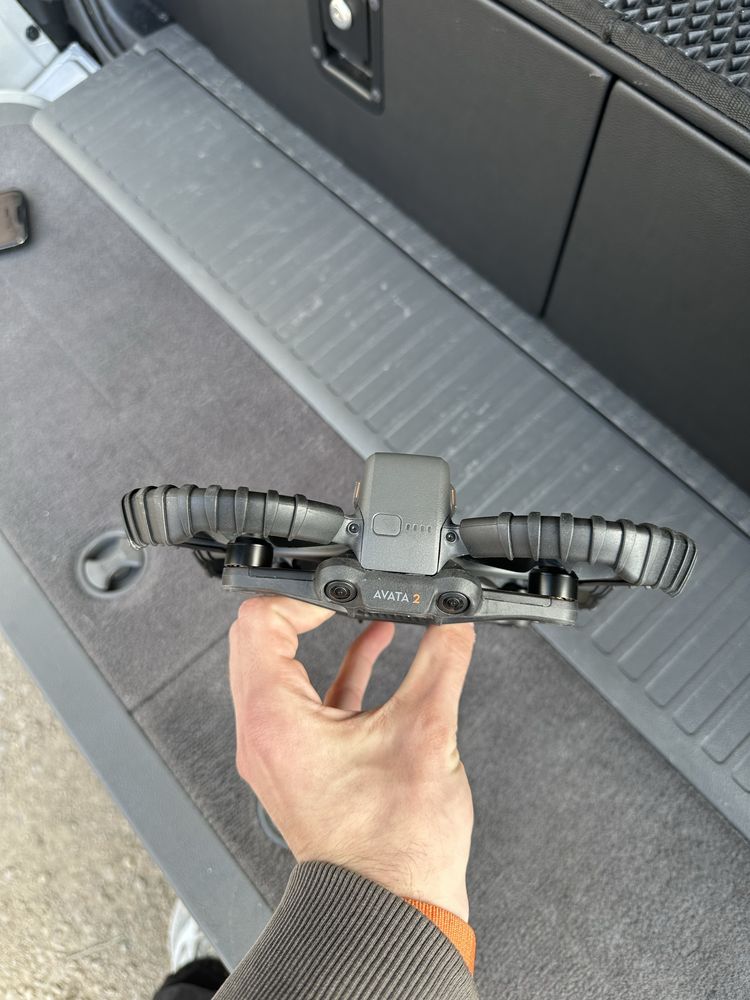 Квадрокоптер DJI Avata 2
