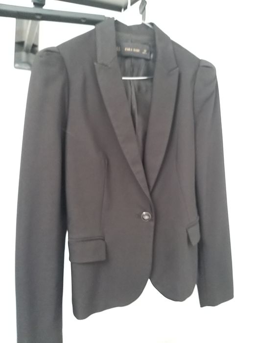 Vanzare sacouri zara si yokko