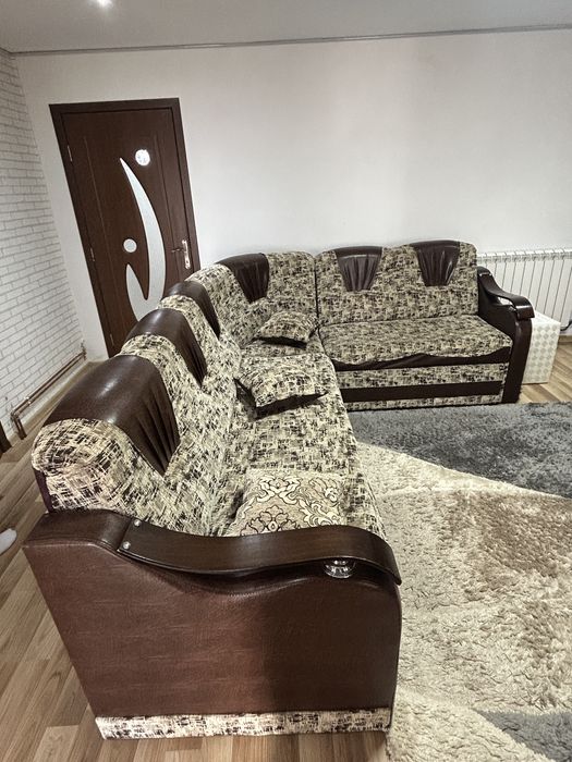 Coltar pentru living