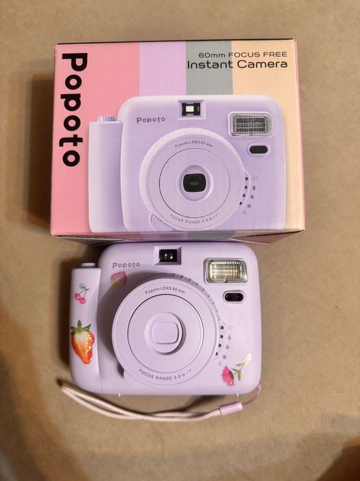 Popoto instant camera