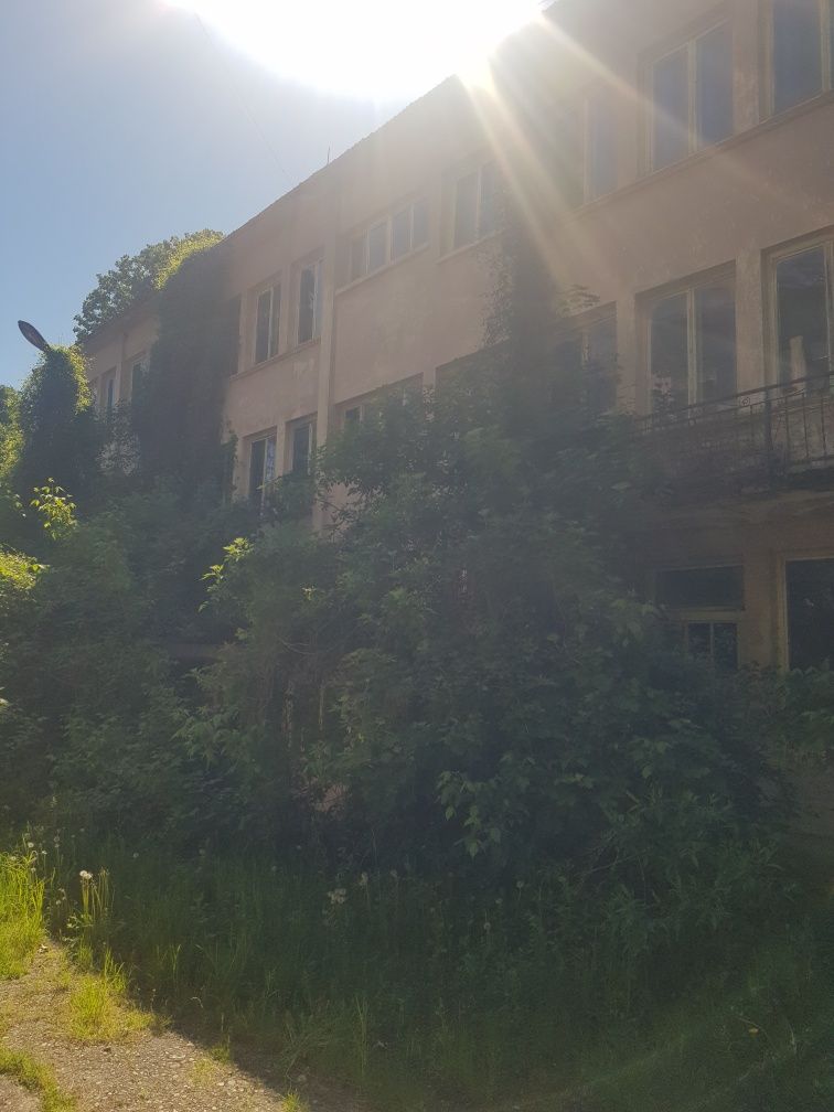 Продава се Промишлена сграда в Троян - 40000 кв.м за 29 €/кв.м - Снимка #5