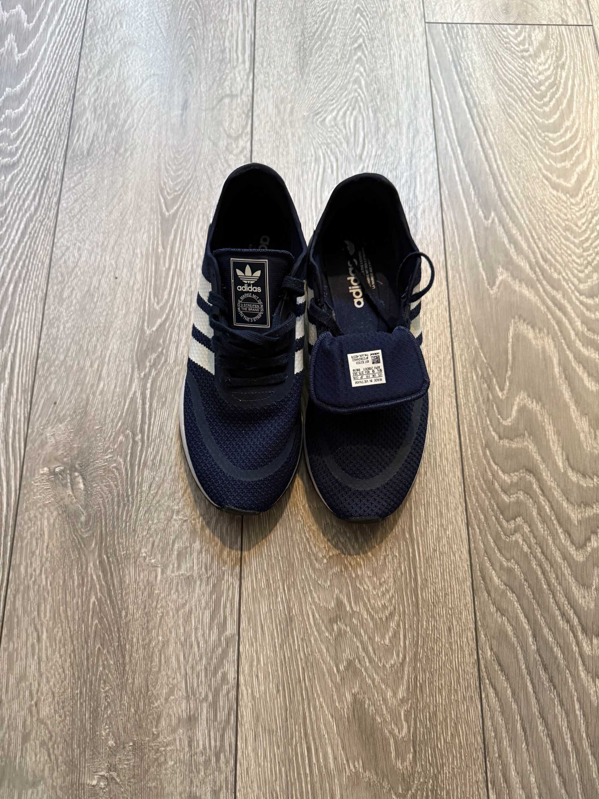 Adidas marimea 43 1/2