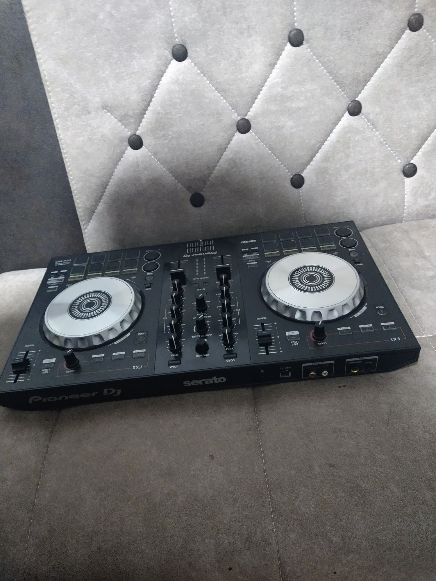 ddj kontroler pioneer SB3