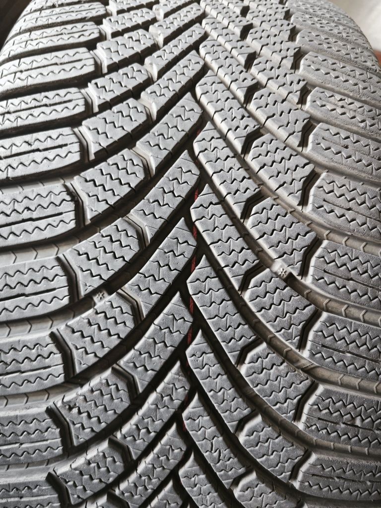 Зимни гуми BRIDGESTONE 245/40 R19