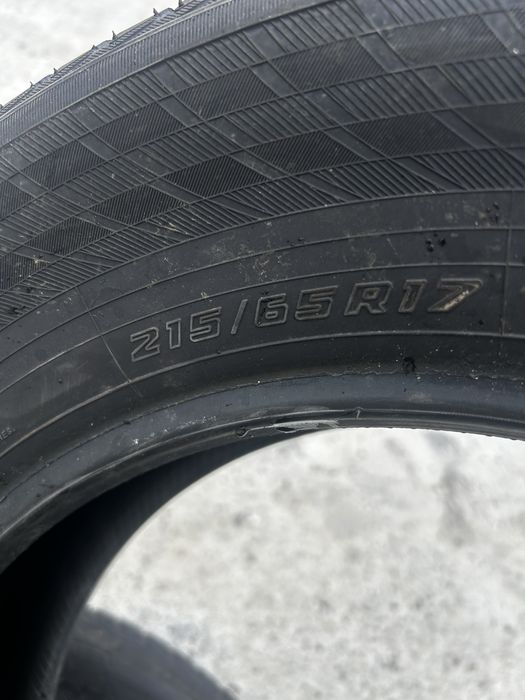 2бр Зимни гуми Yokohama 215/65R17