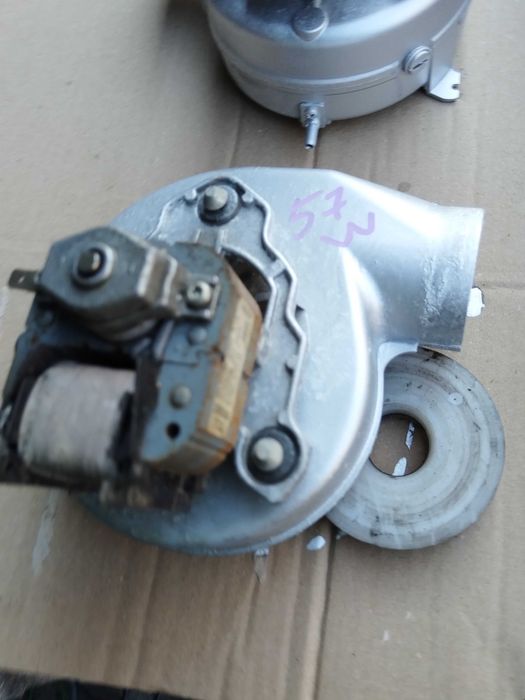 Suflanta aer ventilator soba pe ulei centrala