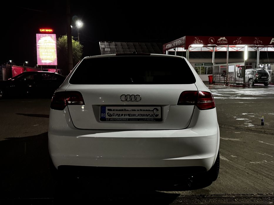 Audi A3, hatchback, 1.4 TFSI Panoramic cu trapa .