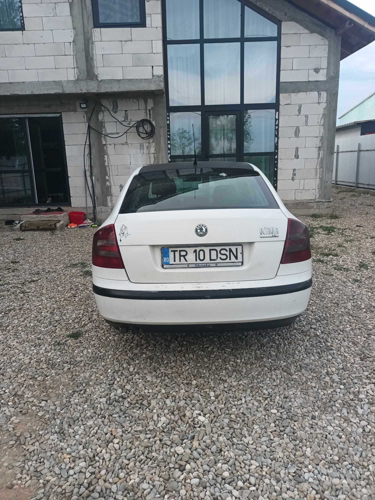 Vând Skoda Octavia