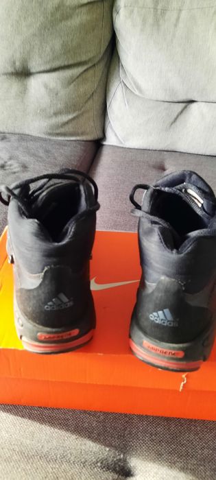 Зимни обувки и маратонки-37/38