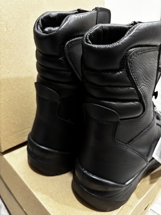 Мъжки зимни кубинки номер 43 нови