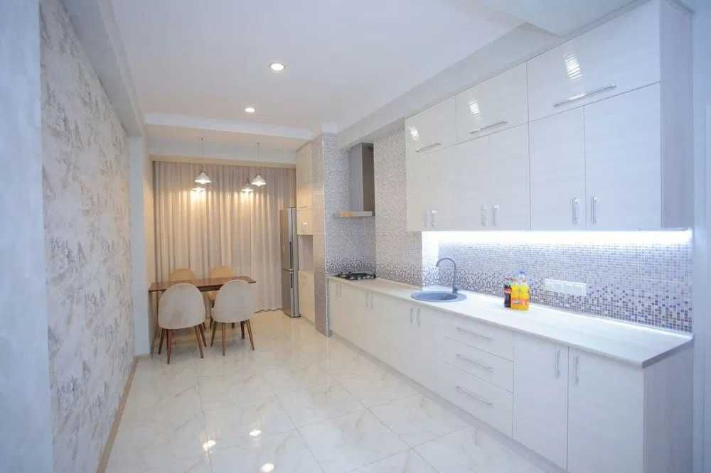 Сдаётся Элитное кв ЖК Сагбан Баурум 2-ком/2/8 ро-н Алмазарский 117*