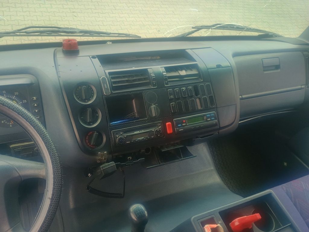 Mercedes Benz Axor 1823 Frigorific