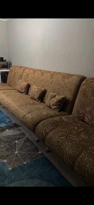Продам диван в хорошем состоянии