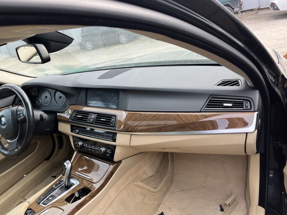 Bmw F11 530d 245hp НА ЧАСТИ ( бмв ф11 530д 245 коня )