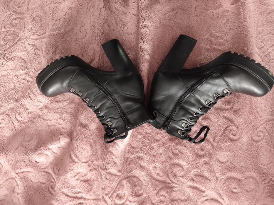 Боти, естествена кожа, 38 номер