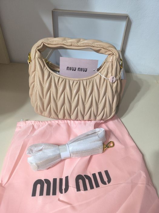Geanta Miu Miu bej