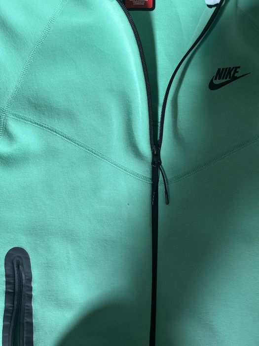 Trening nike tech verde