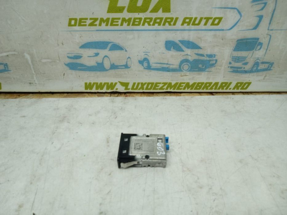 Modul USB 8711938 BMW Seria 7 G11/G12 [facelift] [2019 - 2020] 3.0 d