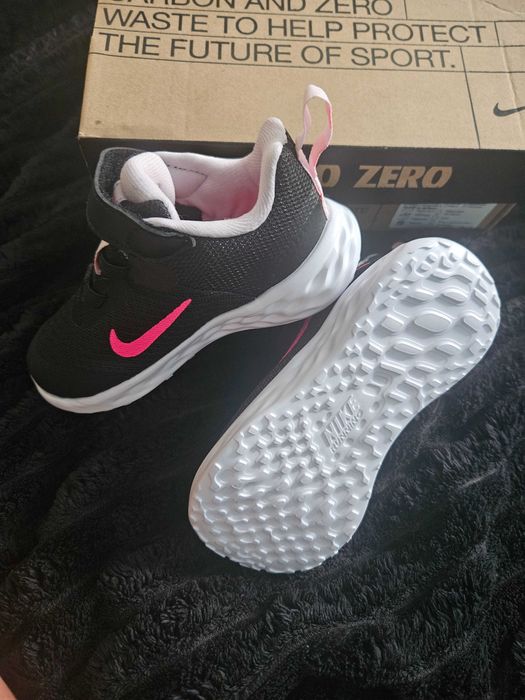 Нови маратонки nike 23,5/13см