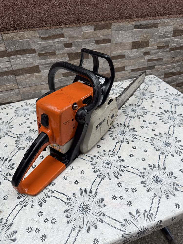 Бензинов верижен трион Stihl MS 250 С