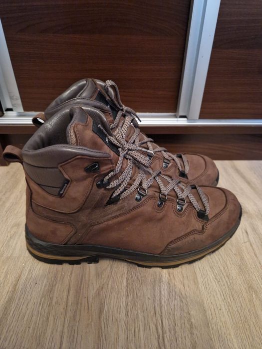 Bocanci Forclaz Trekking MT500 marimea 47