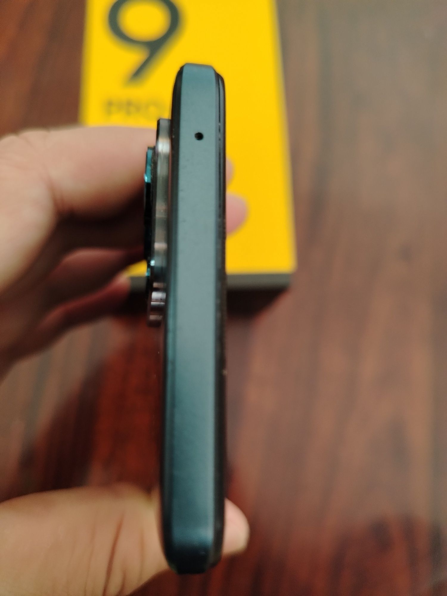Realme 9 pro plus 6/128 состояние идеал
