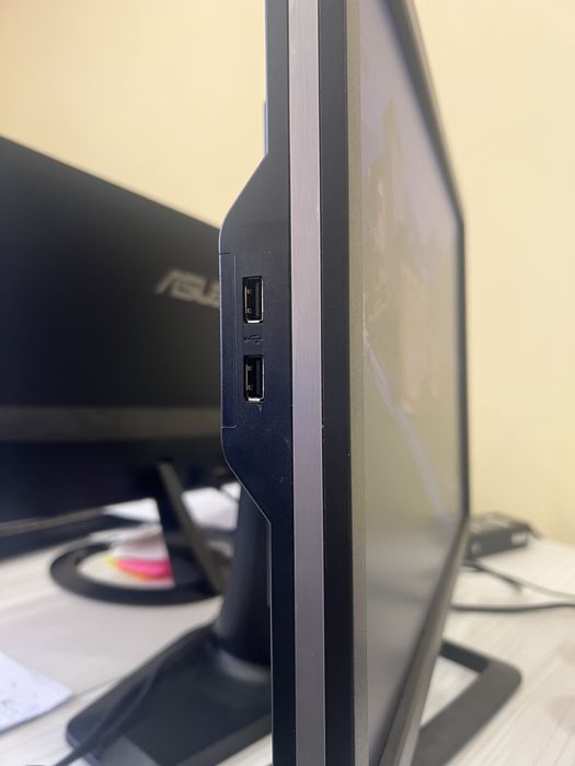 Монитор HP ZR2440W LED IPS